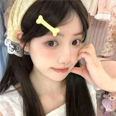 香闺春暖
